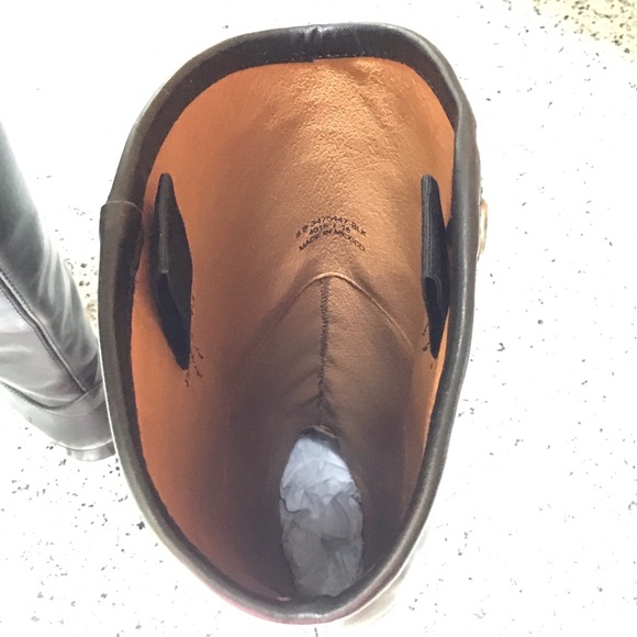 Frye Melissa Button 2 Boots(SOLD) - Picture 6 of 6